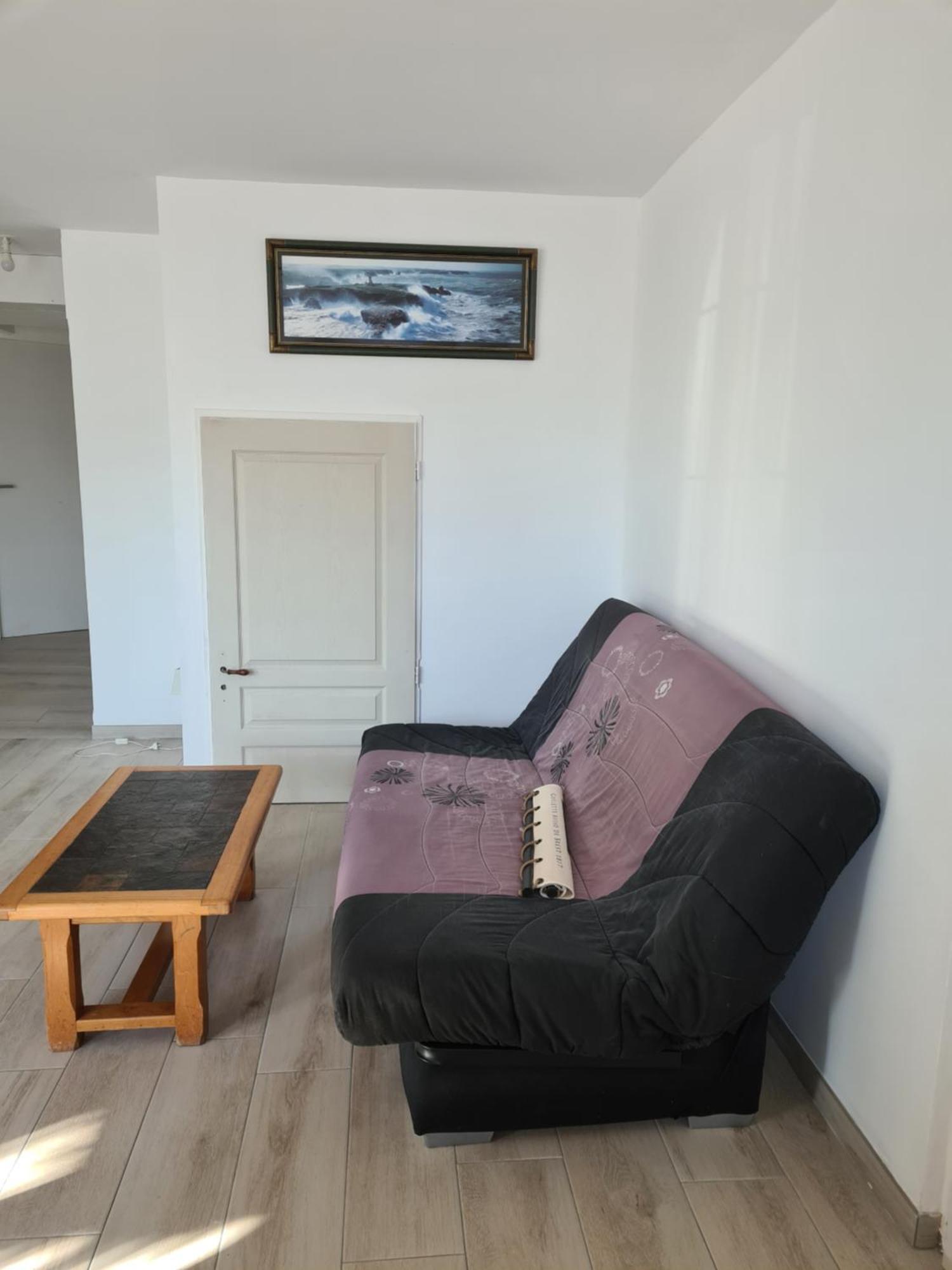 Apartment T2 Spacieux A *
